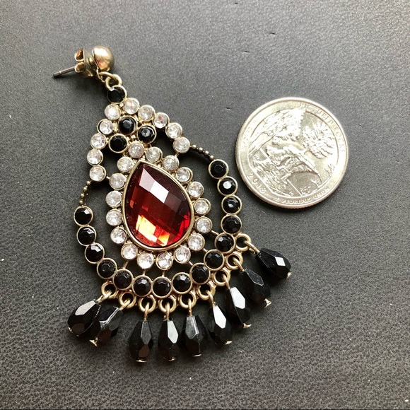 NWOT Statement Earrings - Picture 3 of 3